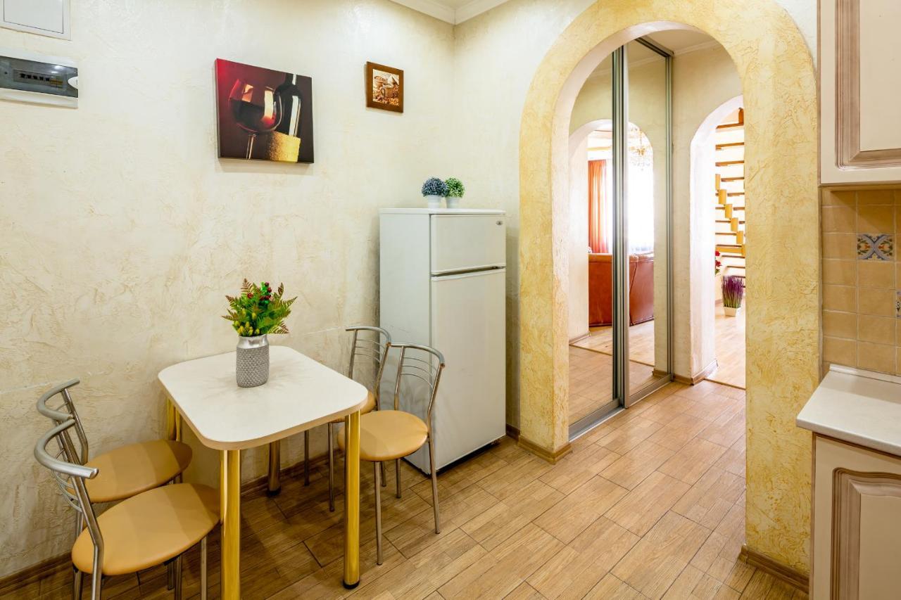 Alfa Apartments Ohienka 17 1 Lviv Exterior photo